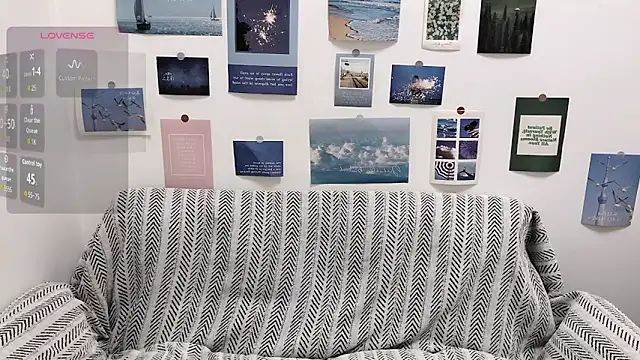 LiLiYbaby online show from September 12, 2025, 6:13 am