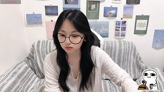 LiLiYbaby online show from June 22, 2026, 8:44 am