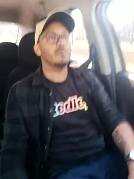 Snapshot of johnwalkerRjts chatting on October 22, 2025, 12:37 pm johnwalkerRjts online show from October 22, 2025, 12:37 pm