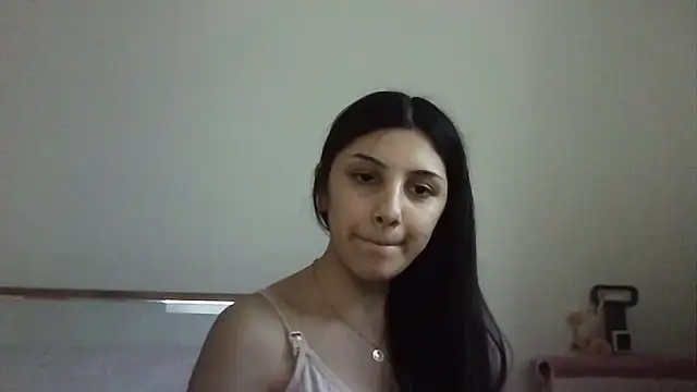 Ahotkittyxxx online show from March 19, 2026, 5:35 pm