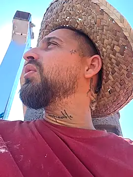 omarito100 online show from July 7, 2026, 9:13 am