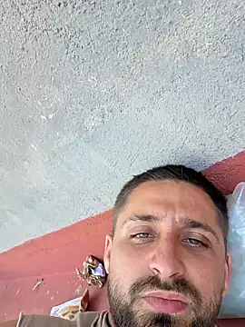 omarito100 online show from July 17, 2026, 8:11 am