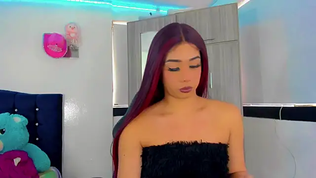 Hellen moons   online show from October 13, 2025, 7:04 pm