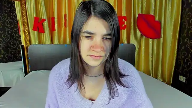  Polly Love  online show from February 11, 2026, 6:57 am