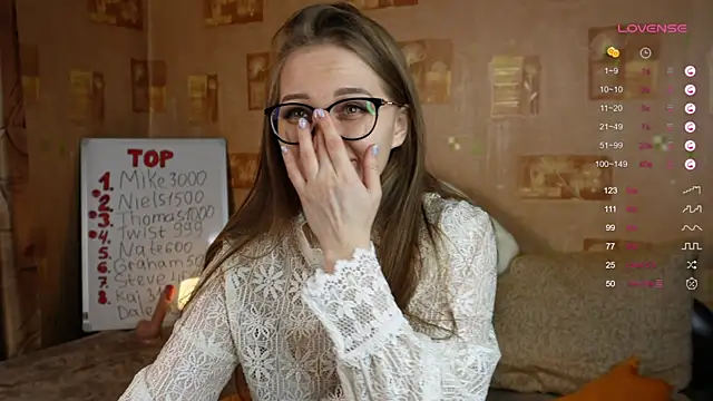 Miatiny online show from March 14, 2025, 1:57 pm