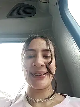 Snapshot of SAMANTHA-16_ chatting on January 29, 2025, 2:32 pm SAMANTHA-16 online show from January 29, 2025, 2:32 pm