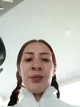 Snapshot of SAMANTHA-16_ chatting on February 27, 2025, 1:17 pm SAMANTHA-16 online show from February 27, 2025, 1:17 pm