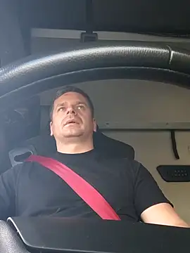 Dan NFS online show from November 2, 2025, 9:47 am