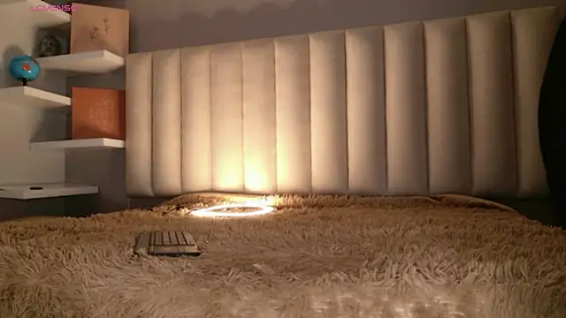 Snapshot of Megan_mooree_ chatting on February 25, 2026, 12:38 pm Megan mooree online show from February 25, 2026, 12:38 pm