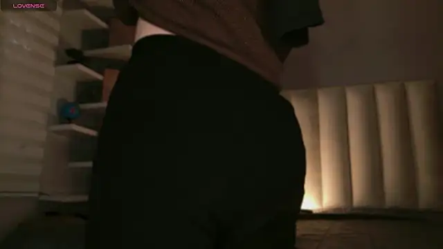 Snapshot of Megan_mooree_ chatting on March 10, 2026, 1:04 pm Megan mooree online show from March 10, 2026, 1:04 pm