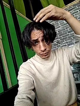 Snapshot of divinityros chatting on March 31, 2026, 5:15 pm divinityros online show from March 31, 2026, 5:15 pm