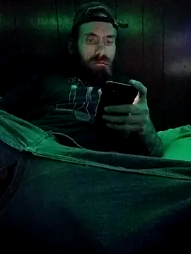 RobStrokes215 online show from April 12, 2026, 5:54 am