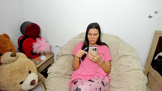 Snapshot of kilenyapatrice chatting on February 12, 2026, 11:54 am kilenyapatrice online show from February 12, 2026, 11:54 am