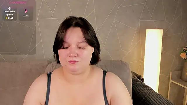 Blossom Sonya online show from October 21, 2025, 12:11 am