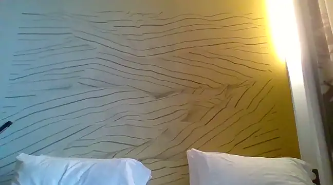 CaroAndMarc online show from February 15, 2025, 4:56 pm