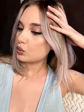 Alisa Rise online show from September 21, 2025, 9:36 am