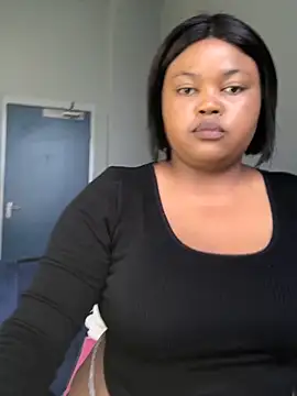 Curveysinaa online show from March 12, 2026, 1:15 pm