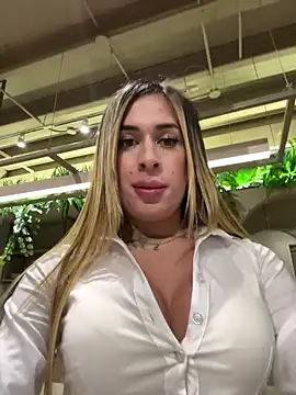 vianca cruzz online show from March 2, 2025, 2:19 am