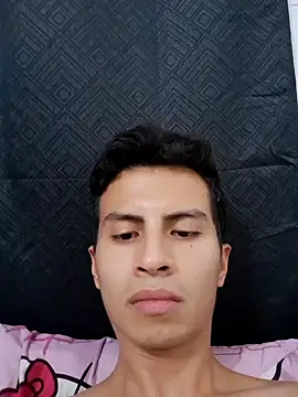 Velk hot online show from December 12, 2024, 3:32 am