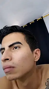 Velk hot online show from December 8, 2024, 9:19 pm