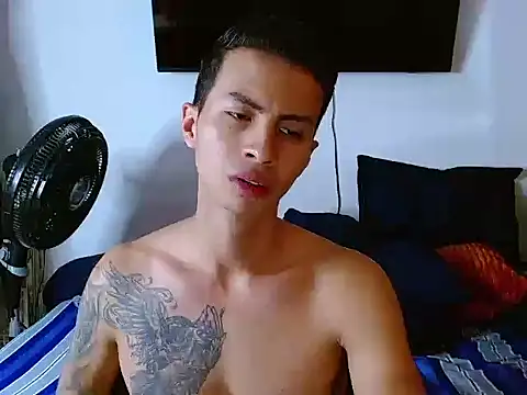 Velk hot online show from July 28, 2026, 11:50 am