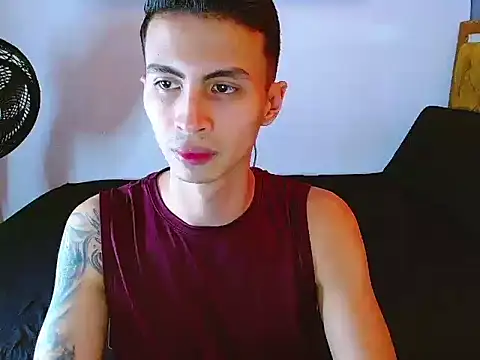 Velk hot online show from April 23, 2026, 1:46 pm