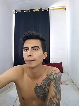 Velk hot online show from December 8, 2024, 6:17 pm