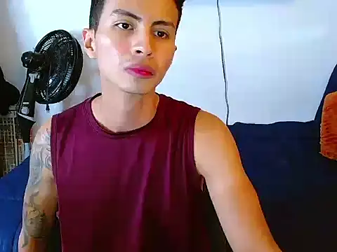 Velk hot online show from July 29, 2026, 3:11 pm