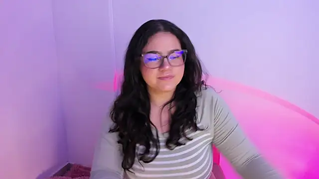 im mei online show from October 8, 2025, 9:48 pm