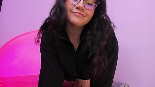 im mei online show from September 18, 2025, 8:45 pm