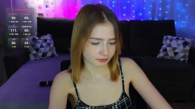 jenny bunny  online show from January 7, 2026, 1:32 am