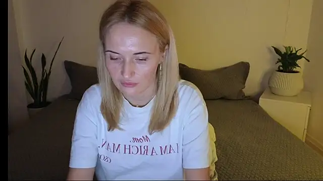 AlisssaRose online show from March 15, 2025, 1:19 am