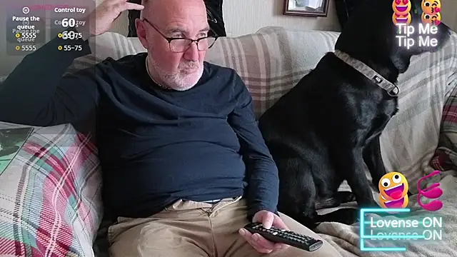 Adamdaddybear online show from September 20, 2025, 1:49 pm