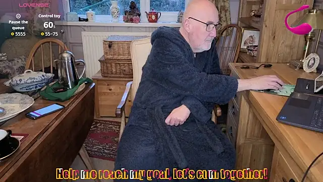 Adamdaddybear online show from January 11, 2026, 8:21 am