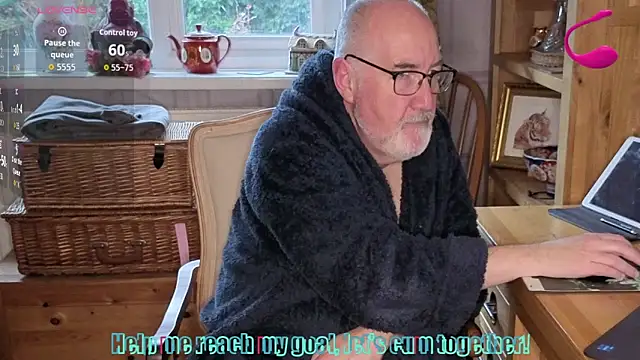 Snapshot of Adamdaddybear chatting on February 27, 2026, 8:36 am Adamdaddybear online show from February 27, 2026, 8:36 am