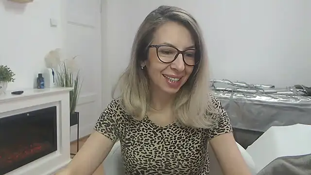 SukyGirl online show from February 26, 2025, 9:12 am