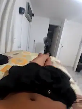 Snapshot of elcobin chatting on March 20, 2025, 4:40 am elcobin online show from March 20, 2025, 4:40 am