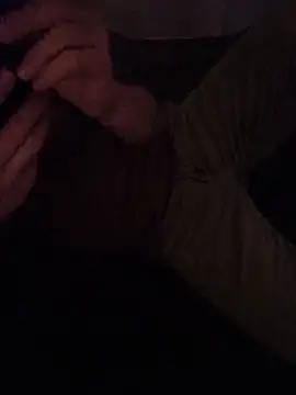 Snapshot of mikhael999 chatting on February 15, 2026, 5:41 am mikhael999 online show from February 15, 2026, 5:41 am