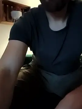 Snapshot of mikhael999 chatting on January 17, 2026, 4:27 am mikhael999 online show from January 17, 2026, 4:27 am