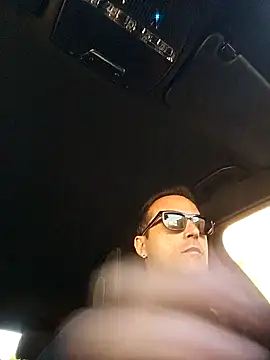 Snapshot of Lucas___81 chatting on October 20, 2025, 9:43 am Lucas 81 online show from October 20, 2025, 9:43 am