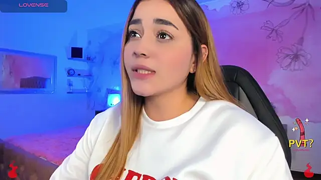 Lucia star   online show from February 19, 2025, 5:27 am