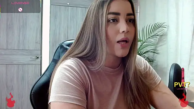 Lucia star   online show from February 5, 2026, 5:09 pm