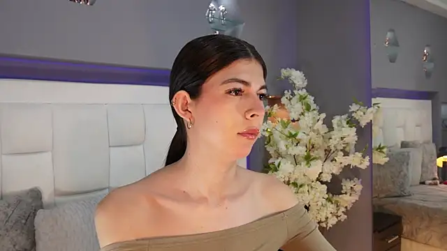 CuteAri online show from January 10, 2026, 8:48 pm