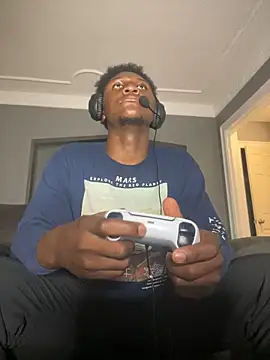 Festivitiesking1 online show from October 29, 2025, 10:31 pm