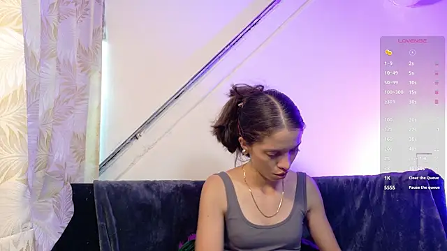 sweetdam12 online show from April 24, 2026, 8:11 pm