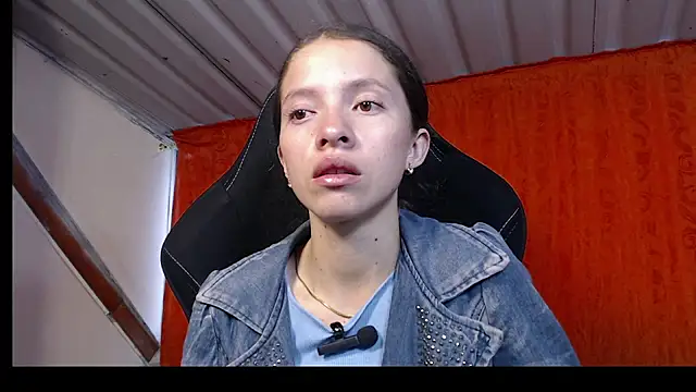 sweetdam12 online show from March 19, 2025, 8:22 pm