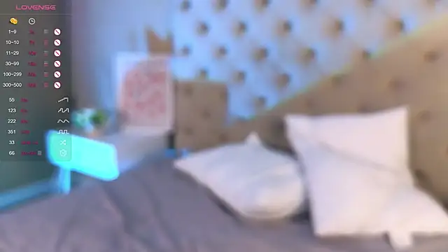 EvaLeester online show from March 21, 2025, 3:24 pm