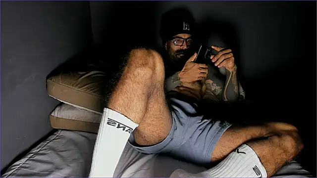 Brock hurn1 online show from August 1, 2026, 2:20 am