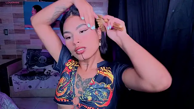 Snapshot of Dolcee_zoe chatting on April 23, 2026, 11:06 pm Dolcee zoe online show from April 23, 2026, 11:06 pm