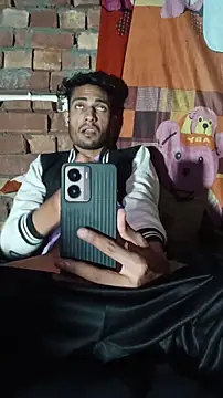 AjaxStar online show from November 17, 2025, 5:17 pm